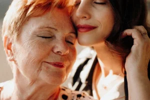 old_and_young_skin_2_c2e8517e-66ae-4864-a793-020a44bcd5fc_1024x1024